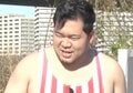 人気芸人、極寒の中で衝撃的な水着姿に…「本当の変態」と自虐