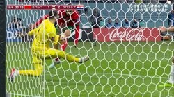 またも飛び出したリバコビッチの神セーブ！近距離シュートに飛び出す漢気に視聴者大興奮「カッコ良すぎるだろ」