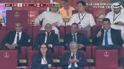 リバウド、ロベカル、カフー、ロナウド…2002年大会優勝メンバーが仲良く観戦　王国のレジェンドが並ぶ壮観なVIP席に「神々の集い」と大興奮