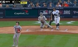 さすがに怒ってる…？ ジャッジの豪快弾で“挑発投手”がドン引き「そらキレるw」 試合前に“煽り発言”→一振りで黙らせる「言っちゃダメなことがある」