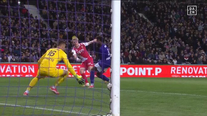 【映像】南野拓実、超カウンターからの“ギリギリ”ゴールの瞬間