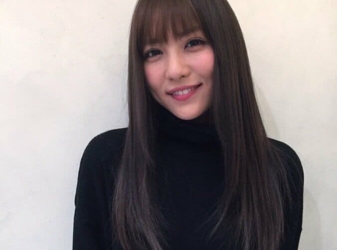 石川恋「彼氏変わったんで黒髪にしたッス」 イメチェン写真を公開 1枚目