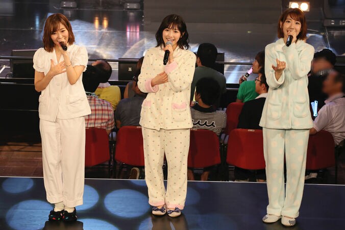 渡辺麻友、柏木由紀、指原莉乃が約7年振りに同じ劇場公演に登場　HKT48ひまわり組＋AKB48チームB合同公演 6枚目