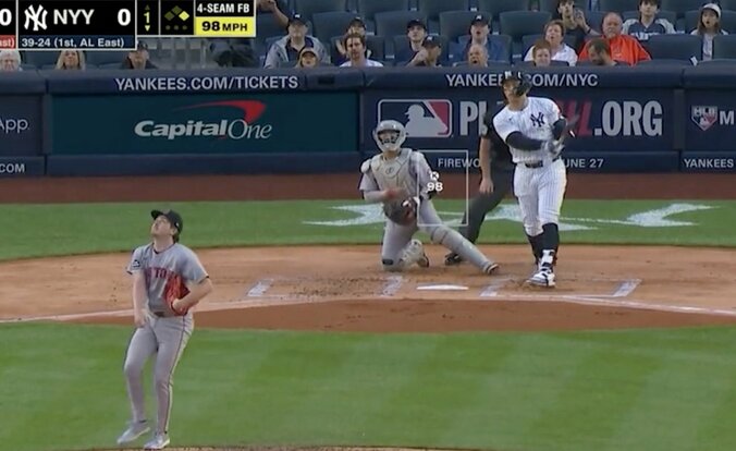 【写真・画像】ウソでしょ…？ 大谷翔平の目の前で“想定外のハプニング”「なんでだよ！」 相手投手がとんでもないミス→一気に爆速走塁「野球は分からん」　1枚目