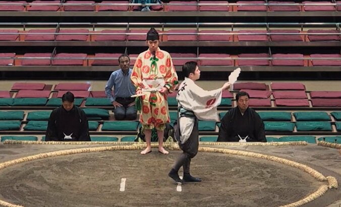 【写真・画像】　1枚目