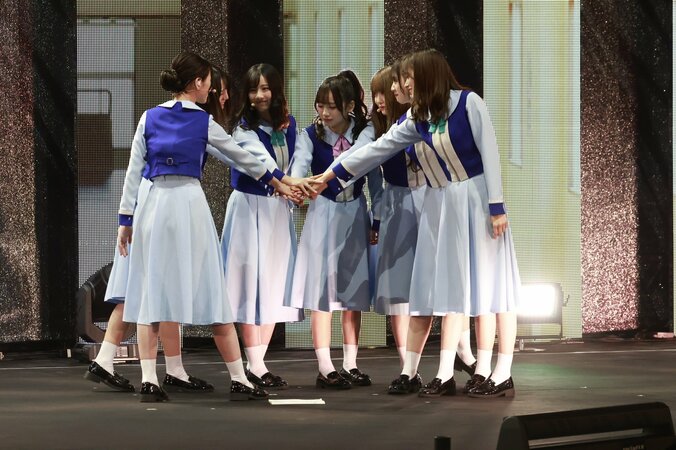 3期生も交え新曲を初披露、松田好花は声で出演 日向坂46×DASADA　Fall＆Winter Collection 2枚目