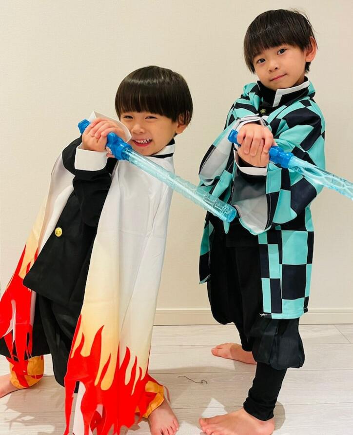  ココリコ・遠藤の妻『メルカリ』でGETした子ども達のハロウィン衣装「毎日着ております」 