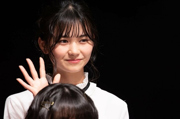 秋元康氏の新構想は”国民的ガールズバンド”！『ザ・コインロッカーズ』41名がお披露目