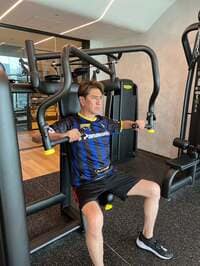 川崎麻世『トレーニングと食生活』