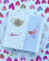 AHN MIKA『GODIVAの可愛いティータイムのお供たち！』