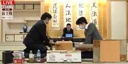 「攻め合いへ」藤井聡太竜王・名人VS糸谷哲郎八段 形勢はいまだ互角…決勝進出をかけた一戦は白熱の終盤戦へ！／将棋・叡王戦本戦T