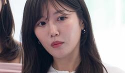 全員の前でフラれ…指原莉乃と同期の31歳元アイドル、23歳チャラ男にブチギレ！「騙された」