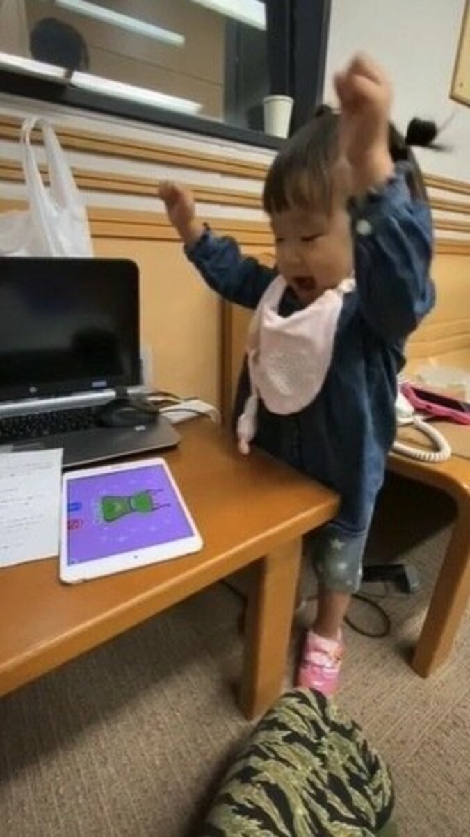 森渉、娘の喜ぶ姿を動画で公開「たくさんの感動をくれる娘に感謝です」 1枚目