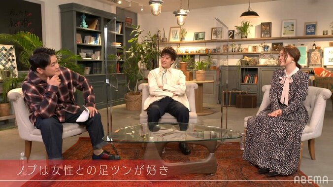 千鳥ノブ、テーブル下での足ツンツンに憧れ「人生で一番幸せ」「個室ダイニングバーでやりたい、西麻布の」『私たち結婚しました2』第3話 4枚目