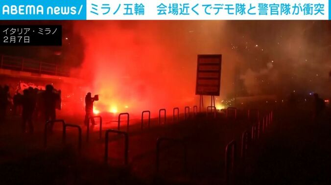 会場近くの高速道路