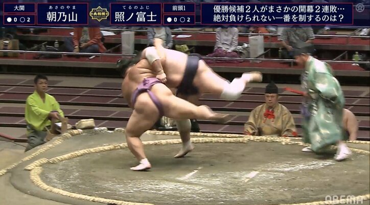 朝乃山、痛恨の3連敗…照ノ富士の上手投げに屈す 背中一面にも土