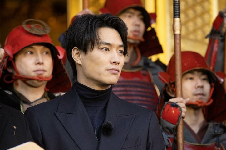 鈴木伸之の突進力は「まるでアイアンマン」と新田真剣佑が太鼓判