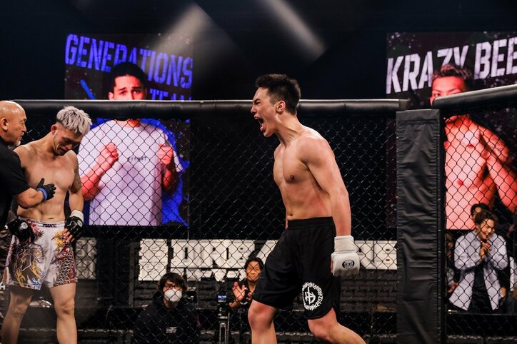 ボクシング“高校6冠”、宇佐美パトリックが圧巻の2RTKO! 山本アーセンは後輩の敗北に「不完全燃焼」「次見とけよ」