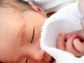 「元気な女の子を出産しました」おのののか、すやすやと眠る第1子の“寝顔”を公開 