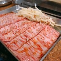 加護亜依、篠崎愛と“Wあい”の童顔コンビショットに反響「似てる！」