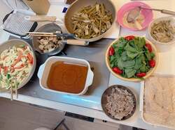  辻希美、バタバタしていた日の夕食を公開「土曜授業があり学校送り出し」 