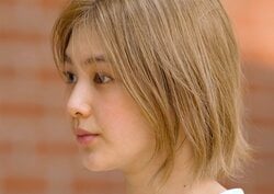 “ルックス完璧”と絶賛された『御上先生』出演の19歳女優、全米デビューを目指すも過酷すぎる現実に「頭パンク」