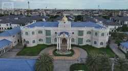 まるで“宮殿”…なぜ犯罪組織に“良い職場”が？タイで日本人含む14人拘束
