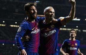 イニエスタが悲願達成のメッシに言及　「W杯の有無にかかわらず彼がベスト」