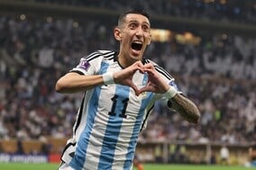 「スタイリッシュ」ディ・マリアが新たに刻んだW杯トロフィーのタトゥーが話題！「メッシもするのか？」