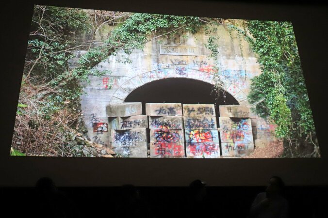 日本屈指の心霊スポット“旧犬鳴トンネル”でYouTuberの身に起こった恐怖体験とは 1枚目