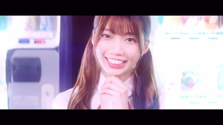 日向坂46ニューシングル収録のユニット曲「ママのドレス」MVが解禁