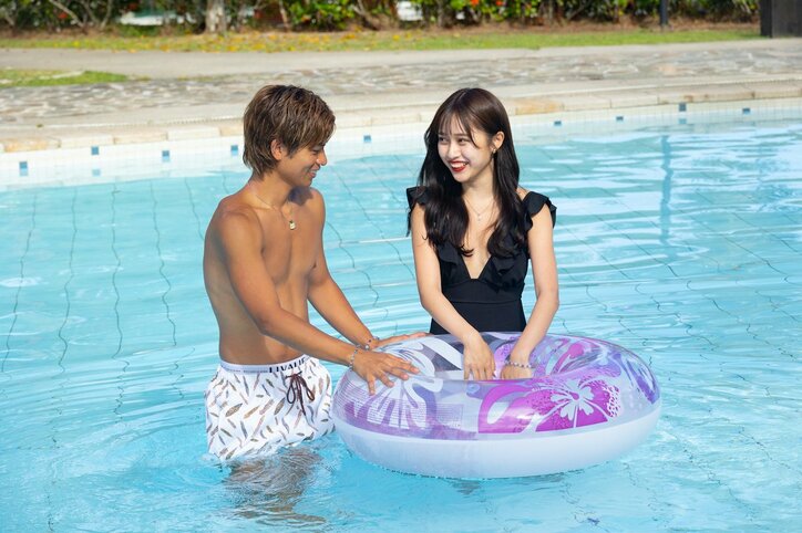 20歳の水着ギャルにギャル男がプールで密着アピール 出会ってすぐのバックハグに峯岸みなみ「早くない！？」と驚愕『シャッフルアイランド Season3』#6