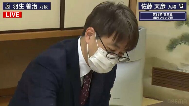 王将挑戦中の羽生善治九段 研究仲間が明かす変化「特別気合を入れて研究している雰囲気感じる」