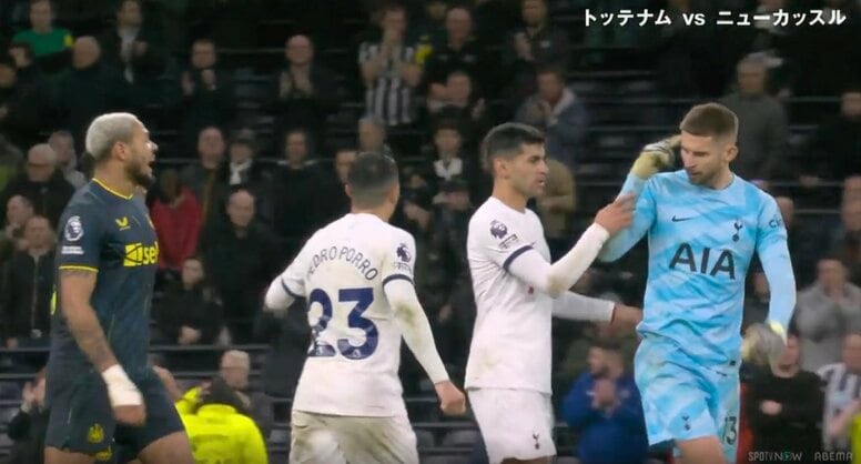 挑発行為にブチギレ！一触即発　お前、頭おかしいのか？ vs やんのか？コラ！ 危険な煽りジェスチャー→激しい罵り合いからバトル勃発であわや乱闘寸前