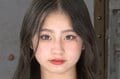 「好きなことは公園での鬼ごっこ」年齢不詳の巻き髪美少女、実年齢を告白