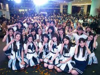 バンコクのAKB姉妹グループ“BNK48”第1期生お披露目 AKBから完全移籍した伊豆田莉奈も登場