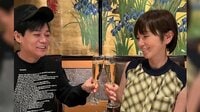 名倉潤＆渡辺満里奈 仲睦まじい夫婦ショット（複数カット）
