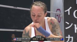 【画像】鼻が折れて曲がった衝撃KO