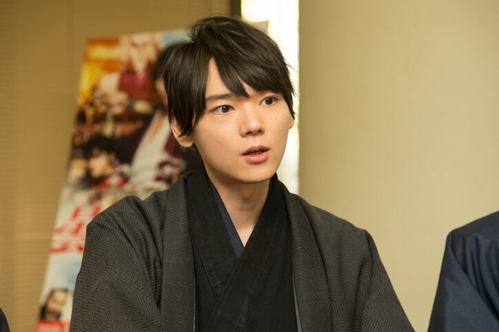 『曇天に笑う』犲インタビュー　大東駿介、メンバーは「寝ても覚めても一緒。異常なほどの仲のよさだった」と明かす