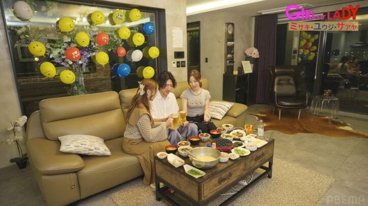 好きな男性が目の前で親友を誘って寝室へ…32歳美女、関西弁経営者の心無い行動に「傷つきました」同棲生活に波乱