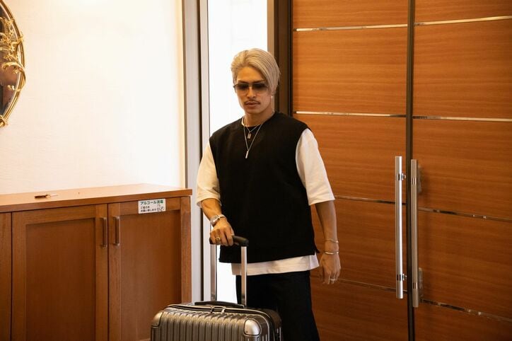 バーレスク東京の人気ダンサーやeggモデルも！イケイケすぎる男女が8日間のキケンな恋に『シャッフルアイランド』第1話