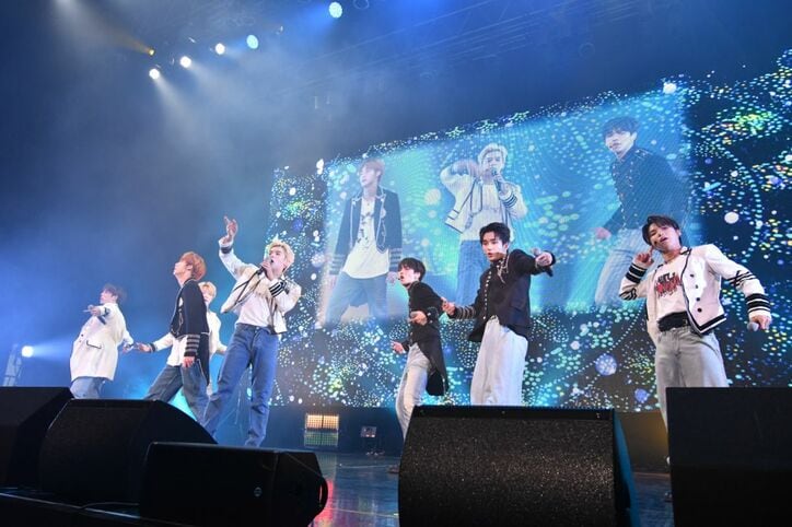 『青春スター』時代の戦友との再会に会場号泣!n.SSign初の単独Zeppツアーの最終公演をレポート!名曲カバー&オリジナルソングも披露