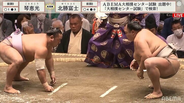 頭と頭のぶつかり合い 両力士が激突から出血に館内も騒然、大横綱・元白鵬「私も怖かった」