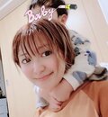 矢口真里、後ろから抱きつく息子を公開「可愛い」「幸せそう」の声
