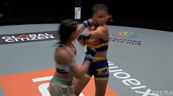 「女子で前のめりはやばい」戦慄の左フック“一閃”、衝撃のダウンに波紋