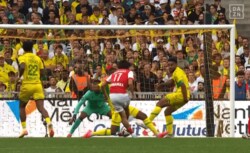 「やばいって！」中村敬斗、敵の股下を抜くゴラッソ！ 伊東純也のアシスト→今季初ゴールは劇的決勝点「ほんとシュートうまい」