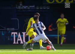 天才かよ…久保建英の“磁石トラップ”が上手すぎる！後方からのボールを完璧コントロール→イエローカード誘発の一部始終