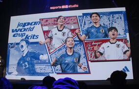 「最近渋谷行ってないけど行きたい」駅をジャックした日本代表新ユニフォーム広告が圧巻！「絵の迫力がすごい」