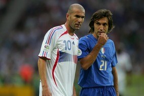 “お蔵入り”となっていたジダンの頭突きブロンズ像、復活展示が決定！ カタールの王族が認める「メンタルコントロールの大切さを訴える」