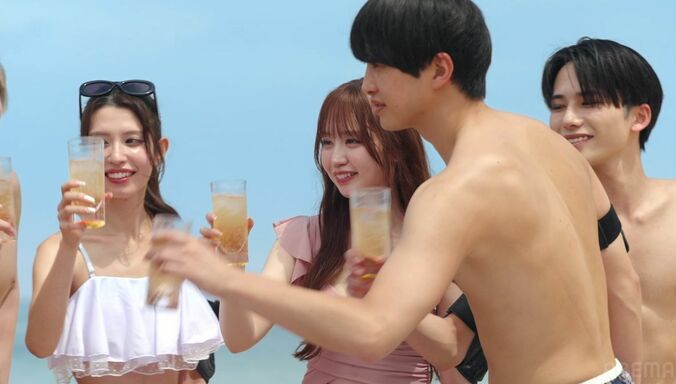 かわいすぎるK-1ラウンドガール、わがままボディ炸裂な水着姿を披露